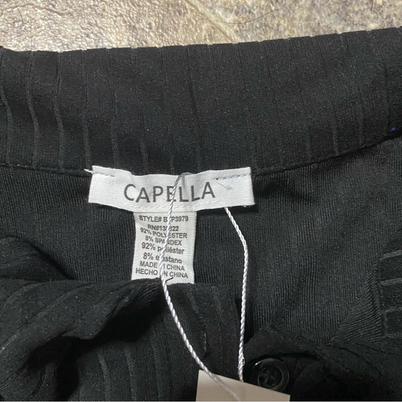 Ribbed Collared Short Sleeve Crop Top - Picture 5 of 7